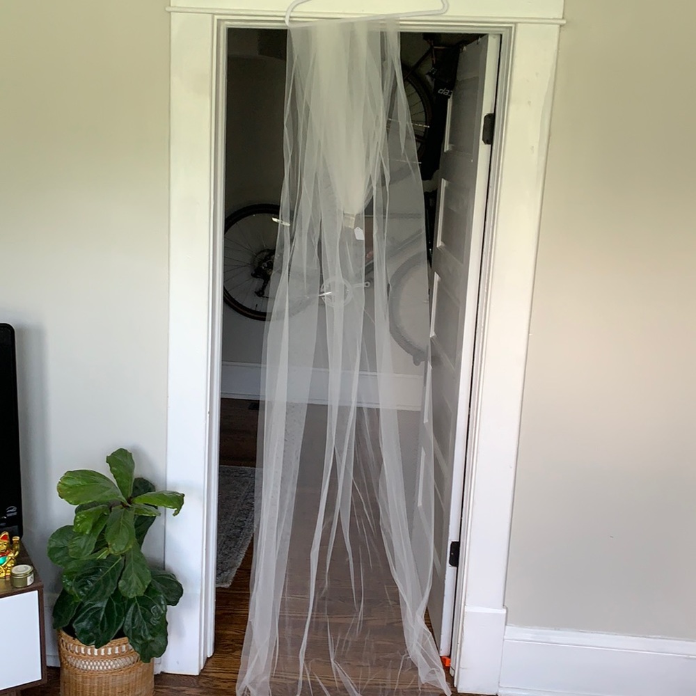 NWT Cathedral length veil